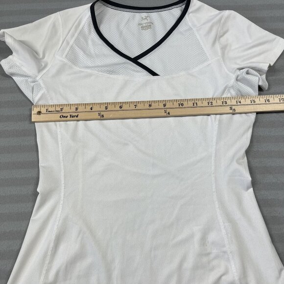 Arc'teryx Shirt Womens XS White A/S Tee V-Neck Mesh Athletic Hiking Trail - Picture 3 of 8